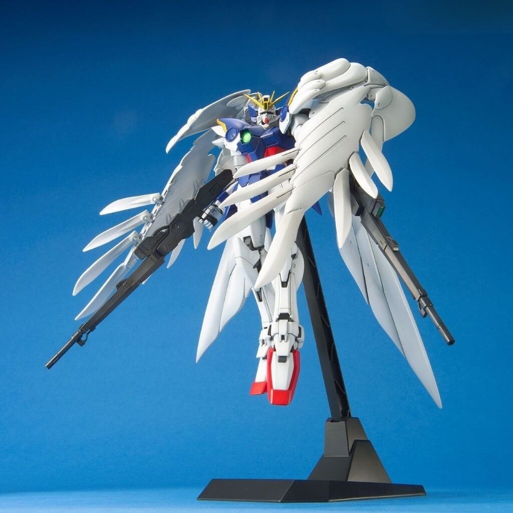 Mô hình lắp ráp Gundam MG 1/100 Model Kit BANDAI