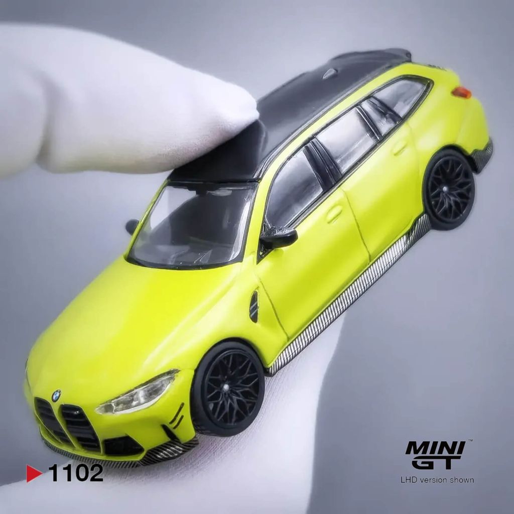 Mô hình xe BMW M3 M Performance Touring 1:64 MiniGT
