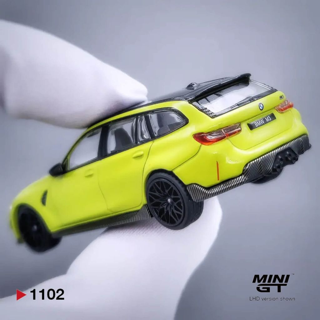Mô hình xe BMW M3 M Performance Touring 1:64 MiniGT