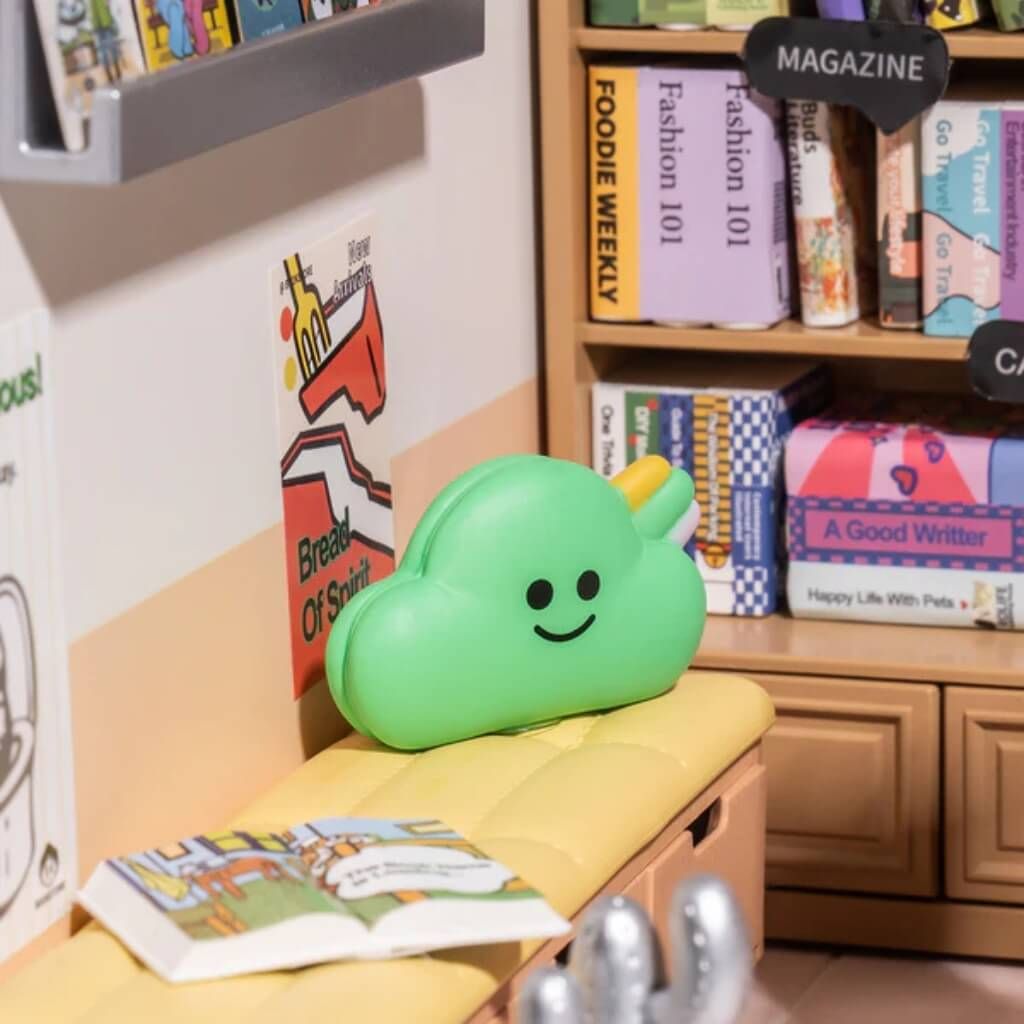 Mô hình lắp ráp nhà nhựa DIY Tiệm Sách Hấp Dẫn Rolife Super Creator Fascinating Book Store DW004 ROBOTIME