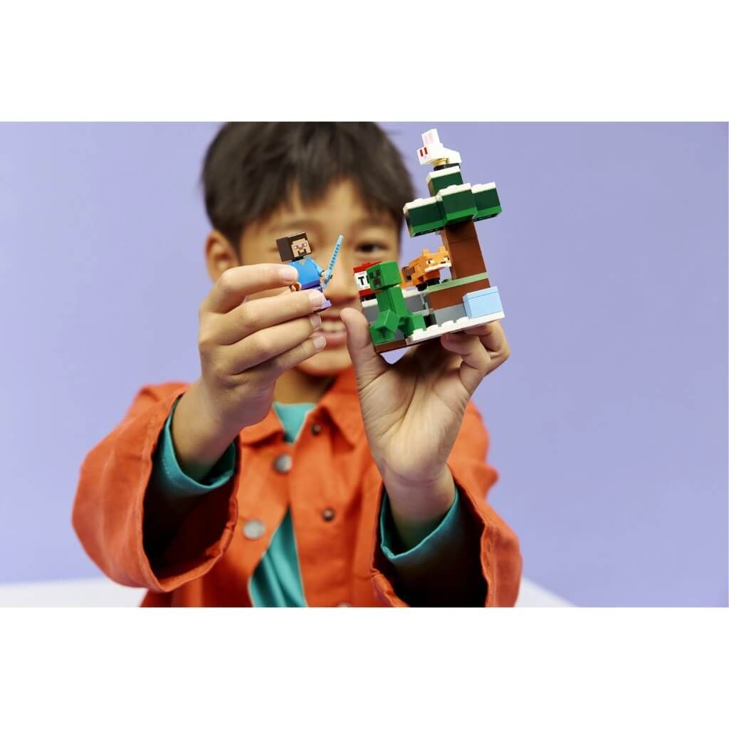 Bộ đồ chơi mô hình lắp ráp Cuộc Phiêu Lưu Rừng Taiga Của Steve LEGO MINECRAFT
