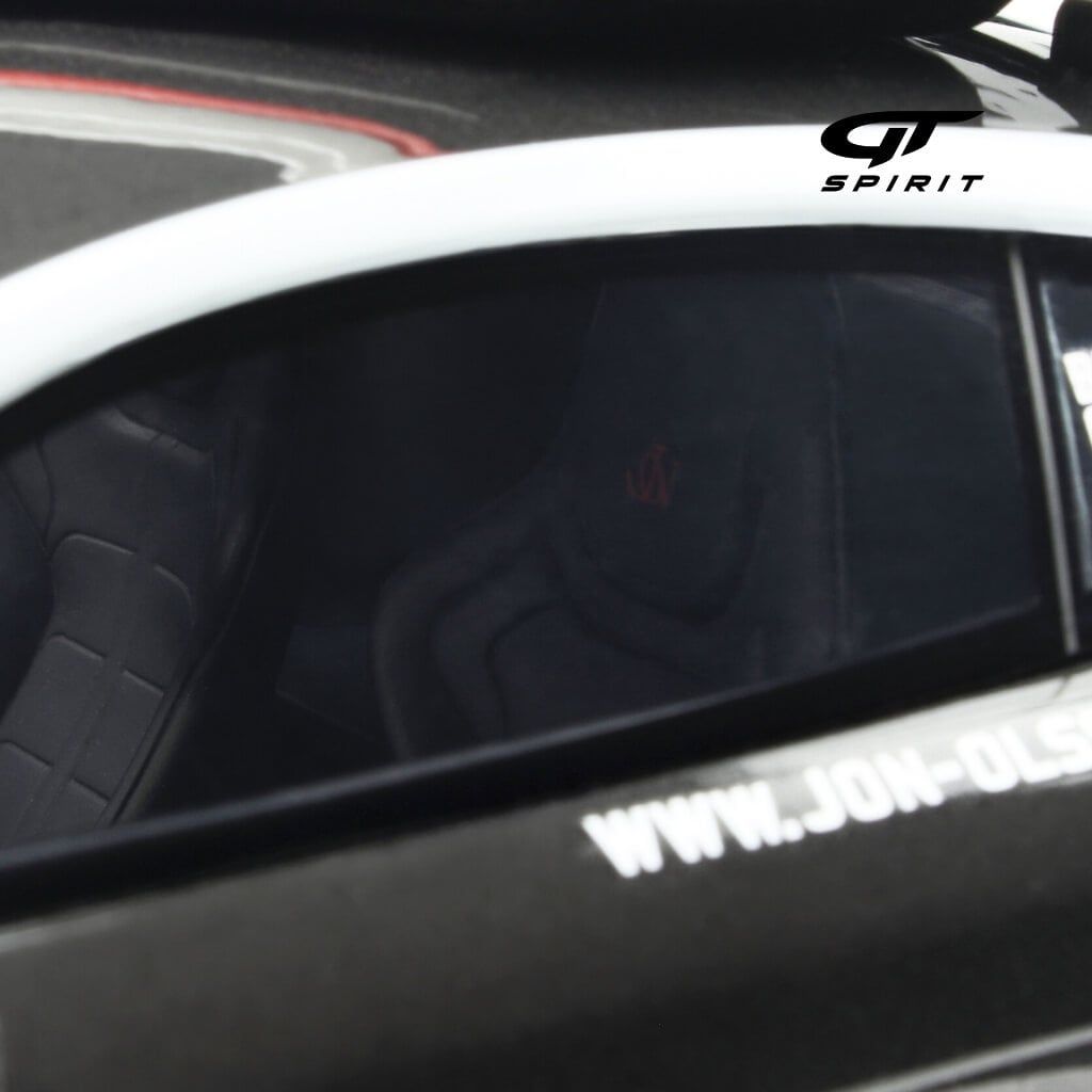 Mô hình xe Audi R8 Body Kit Gumball 3000 2013 1:18 GT SPIRIT