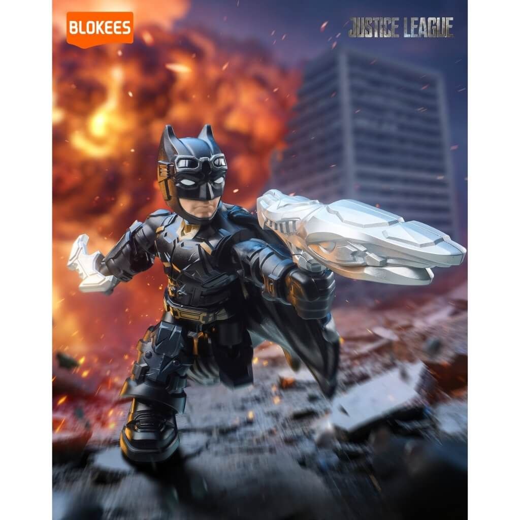 Mô hình đồ chơi lắp ráp DC Justice League Defender Version 02 Model Kits BLOKEES