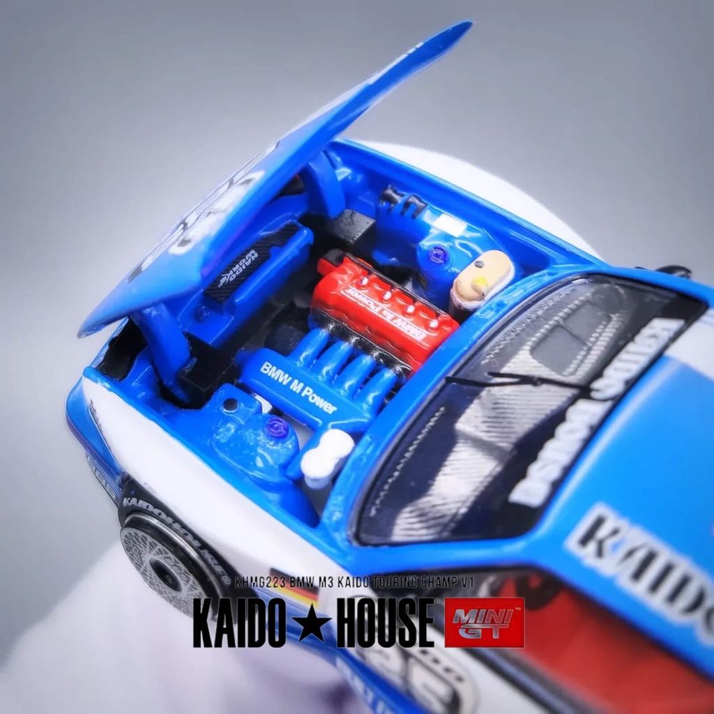 Mô hình xe BMW M3 ( E30 ) 1:64 KAIDO HOUSE x MiniGT