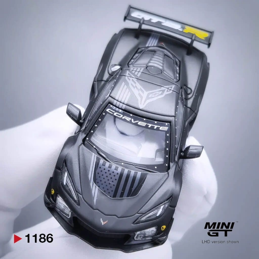 Mô hình xe Chevrolet Corvette Z06 GT3.R 1:64 MiniGT