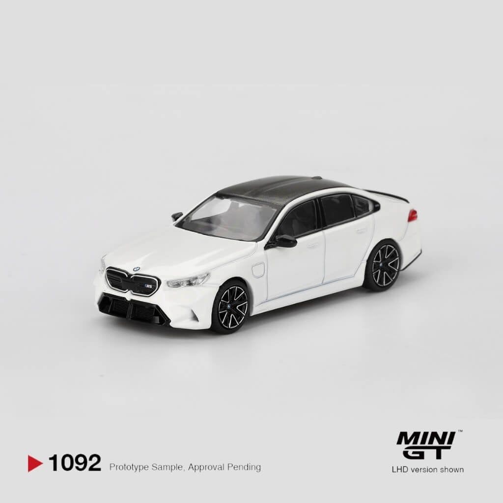 Mô hình xe BMW M5 1:64 MiniGT