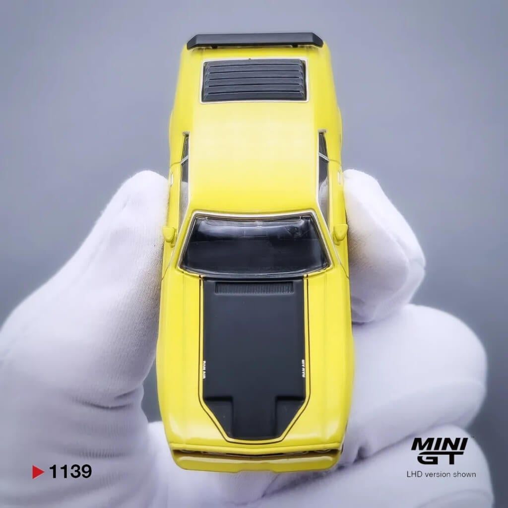 Mô hình xe Ford Mustang Mach1 1:64 MiniGT