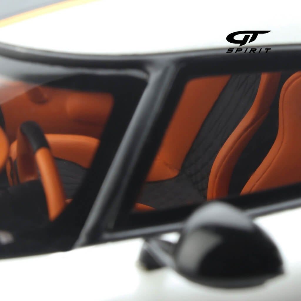 Mô hình xe Koenigsegg Regera 2018 1:18 GT SPIRIT