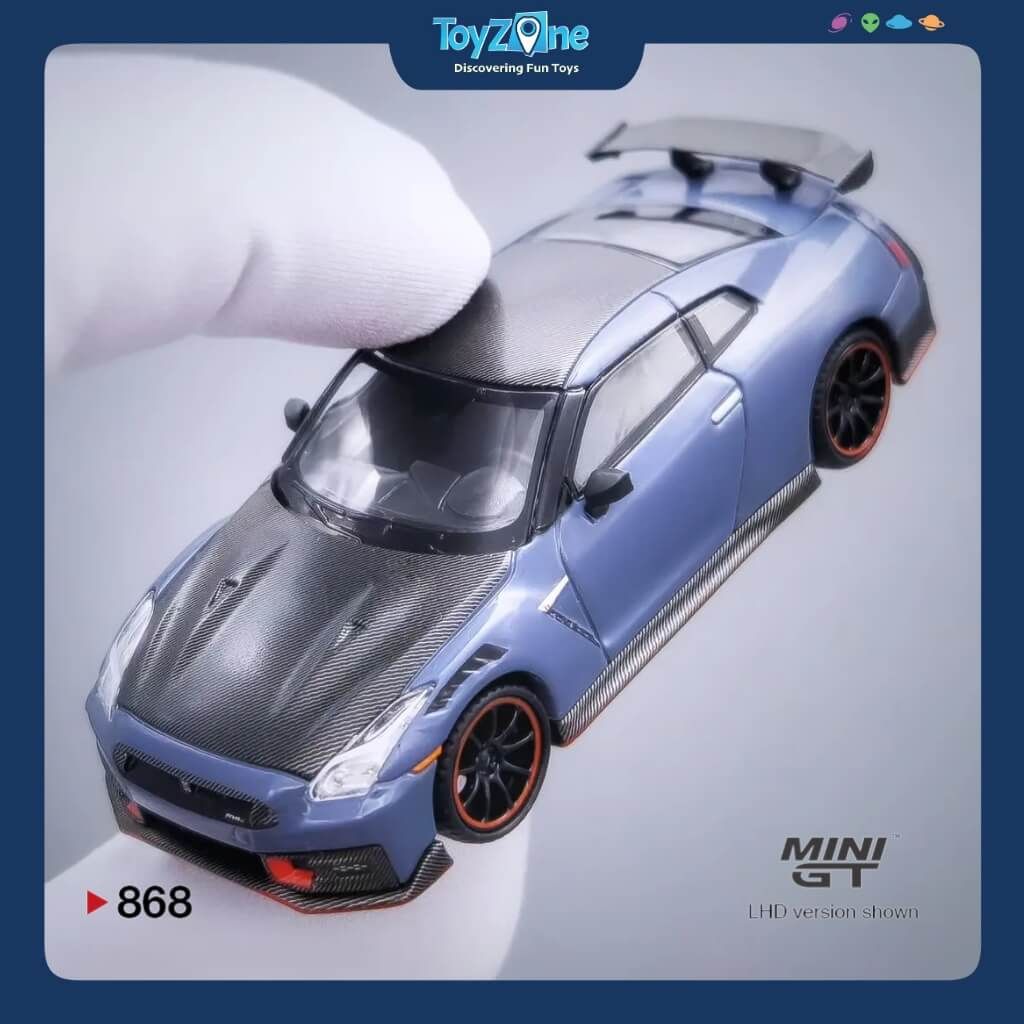 Mô hình xe Nissan GT-R Nismo ( R35 ) 2024 1:64 MiniGT