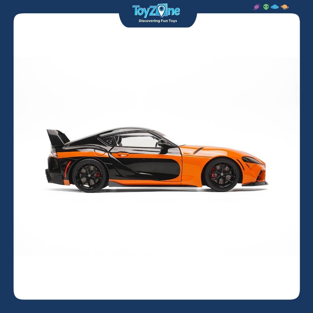 Mô hình xe Toyota GR Supra Streetfighter 2024 1:18 SOLIDO