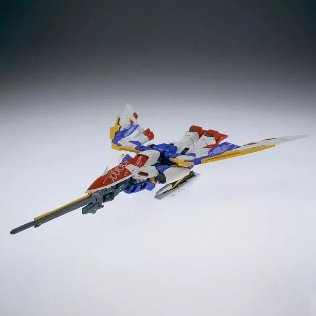 Mô hình lắp ráp Gundam MG 1/100 Model Kit BANDAI