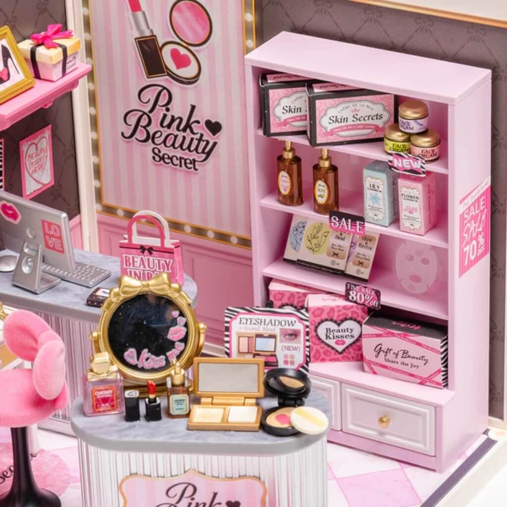 Mô hình lắp ráp nhà nhựa DIY Tiệm Mỹ Phẩm và Spa Hồng Ngọt Rolife Super Creator Pink Beauty Secret DW026 ROBOTIME