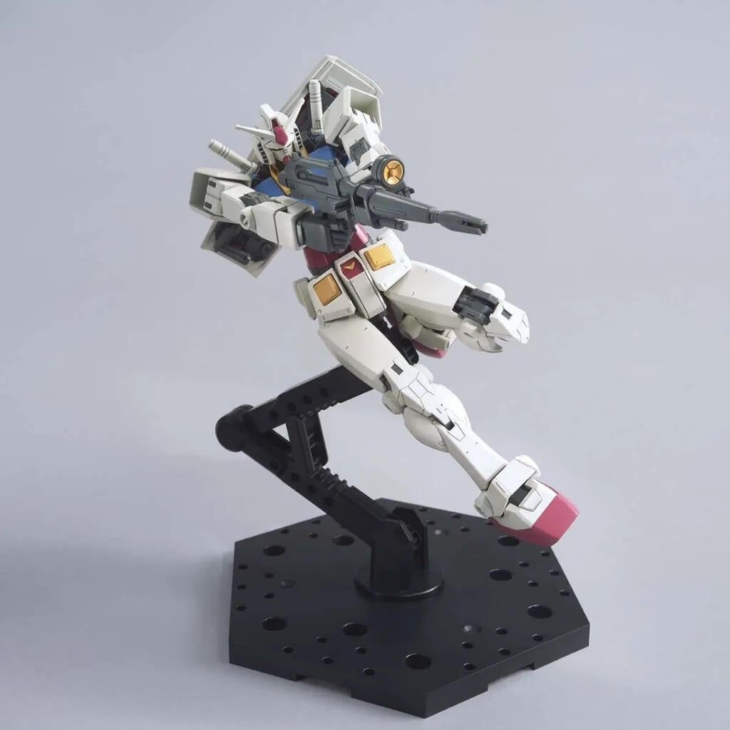 Mô hình lắp ráp Gundam HG 1/144 Model Kit BANDAI