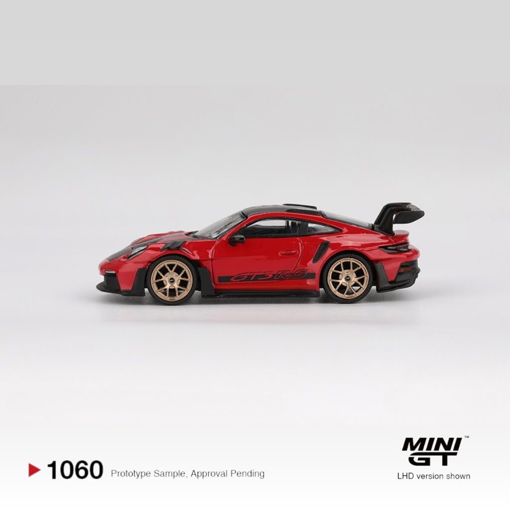 Mô hình xe Porsche 911 GT3 RS Weissach Package 1:64 MiniGT