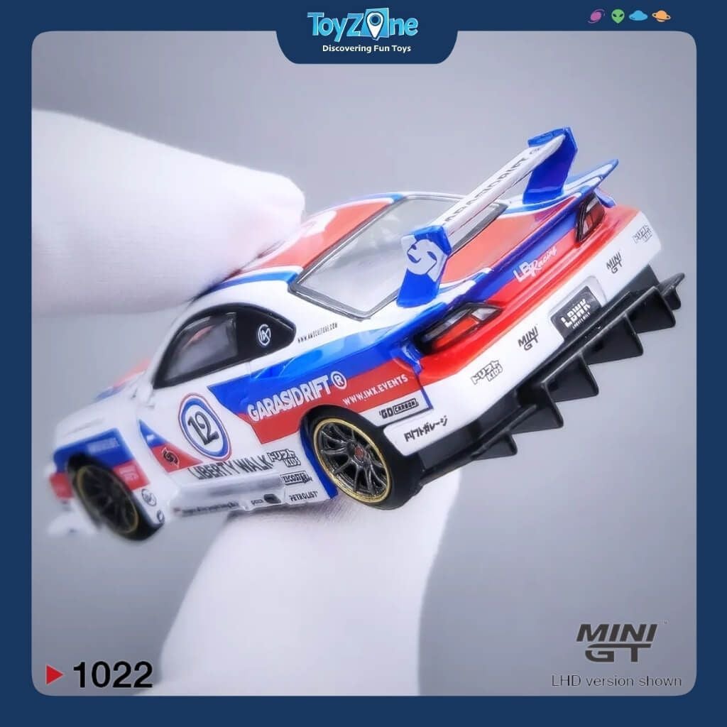Mô hình xe Nissan LB-Super Silhouette S15 Silvia 1:64 MiniGT