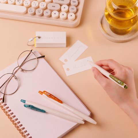 Bút gel Pilot Juice Classic mực xanh/ vàng/ cam/ đỏ/ xanh lá/ khaki/ xanh đậm màu sắc lạ và độc đáo