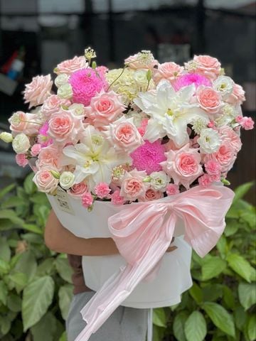 Bó hoa hồng pastel mix ly kép trắng & cúc mẫu đơn – tone hồng ngọt ngào G15