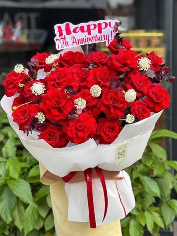 Bó hoa hồng đỏ cao cấp – anniversary sang trọng G14