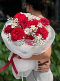 Bó hoa hồng đỏ mix cúc hoạ mi – tone đỏ ngọt ngào G13