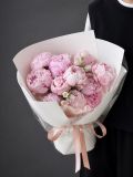 Bó mẫu đơn hồng pastel – trắng trong trẻo G54