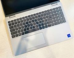 Dell Latitude 5521 /CPU Core i5-11500H/RAM 16GB max update 64Gb/ SSD 256GB/LCD 15.6 inch FHD/batery 4 cell/WIN 11 64bis bản quyền