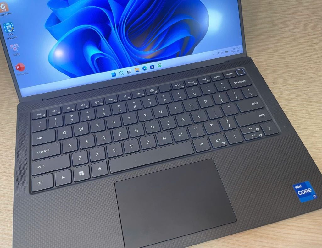 Dell Precision 5480/CPU: Intel® Core™ i7-13800H/RAM:32 GB, LPDDR5/SSD:512Gb/VGA: NVIDIA RTX A1000/Display: 14-inch Full/Battery: 4-cell, 72 Wh/Linew