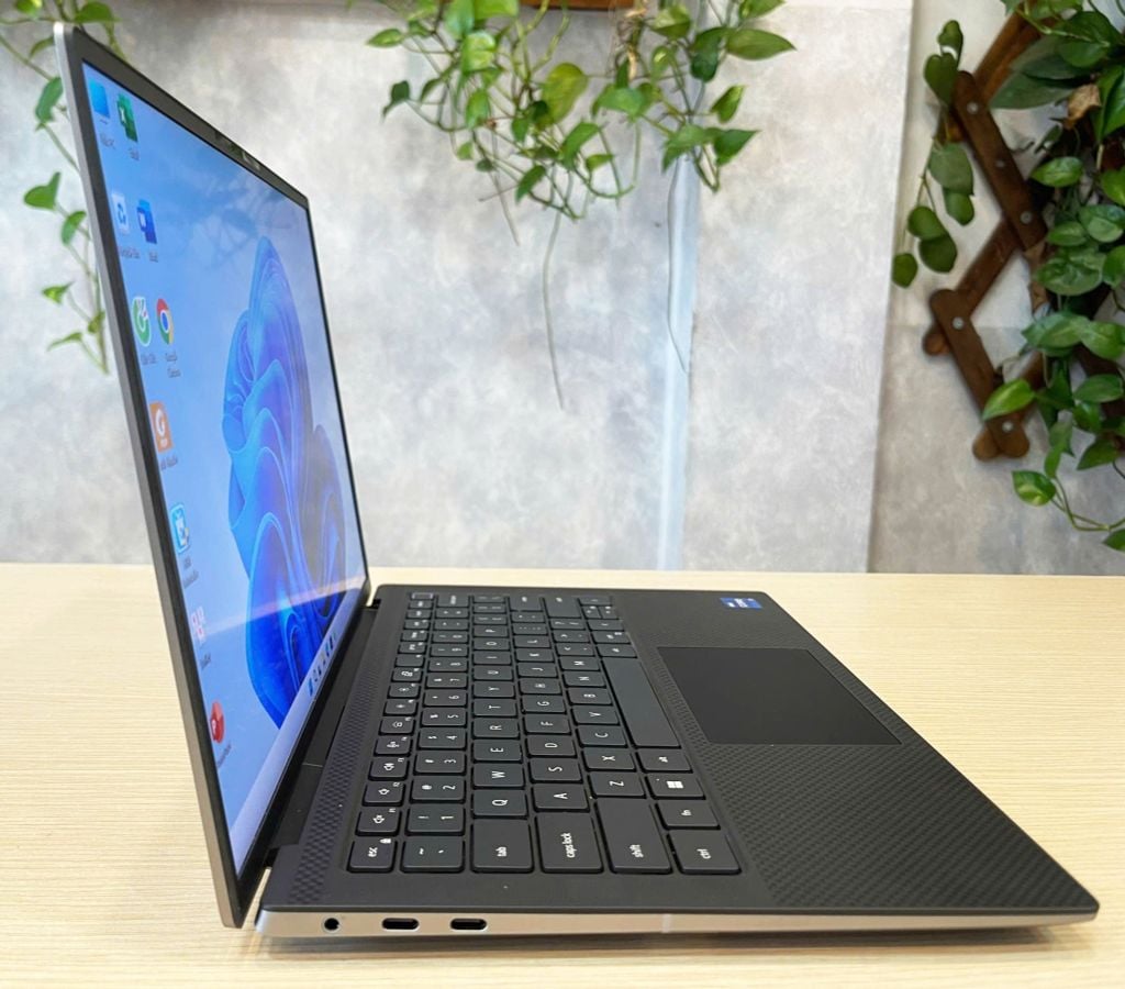 Dell Precision 5480/CPU: Intel® Core™ i7-13800H/RAM:32 GB, LPDDR5/SSD:512Gb/VGA: NVIDIA RTX A1000/Display: 14-inch Full/Battery: 4-cell, 72 Wh/Linew