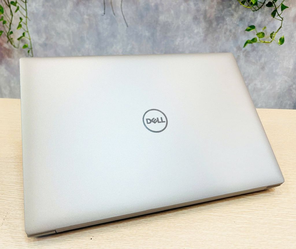 Dell Precision 5680|CPU Core™ i7-13700H| VGA NVIDIA® RTX™ A1000, 6GB|LCD 16