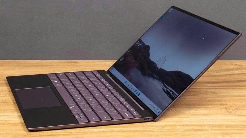 Dell XPS 9315/CPU Core i7 1250U/Memory 32Gb/SSD Nvme 1Tb/LCD 13.4' 4K/Trọng lượng 1,1kg/Batery 3cell/ Linew/WIN 11 bản quyền