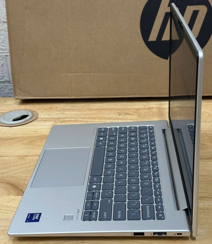 HP EliteBook 640 G11/CPU Ultra 7 165U/ 16GB/ 256GB SSD/ 14 inch WUXGA/ Win11/ Silver/ Vỏ nhôm) New nhập khẩu