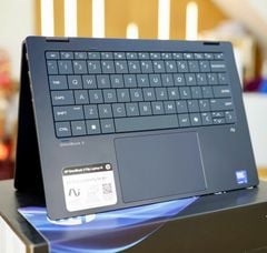 HP OmniBook X Flip 16/CPU: AMD Ryzen™ AI 5 340/RAM: 16GB DDR5/ Hard drive: 512GB M.2 PCIe NVMe® /VGA: AMD Radeon™ 840M Graphics/Display: 16inch 2K (1920 x 1200),multitouch/New Box