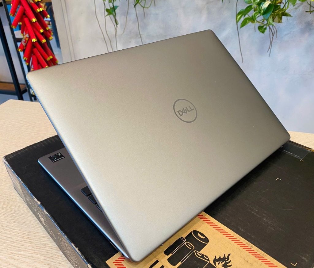 Dell Inspiron 5441/CPU Snapdragon X Plus X1P-42-100/Memory 16GB/SSD Nvme 1TB/LCD  14-inch FHD+/Batery 3 Cell, 54 Wh/ Windows 11/New