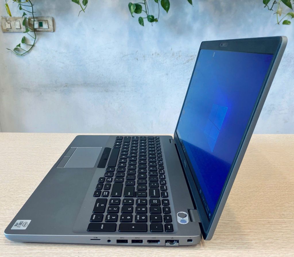Dell Latitude 5510  Sliver/CPU Core i7 1061U/RAM 16Gb/SSD Nvme 256Gb/LCD 15.6' FHD/ Batery 4 Cell/Hệ điều hành WIN 10 bản quyền