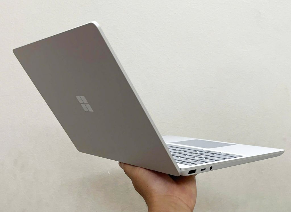 Surface Laptop Go 2| i5-1135G7| Ram 16GB| SSD 256GB| màn hình 12.4