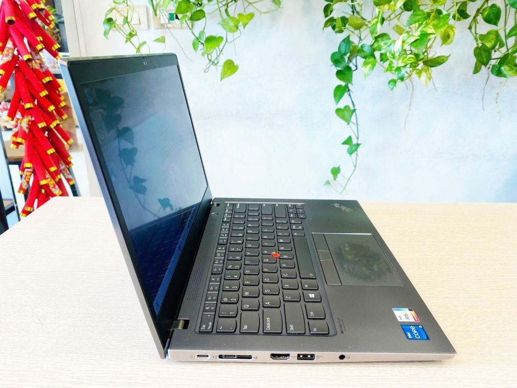 Lenovo ThinkPad T14s Gen 2 CPU Intel® Core ™ i5-1135G7/Memory 16Gb/SSD Nvme 256Gb/LCD 14' FHD 300 Nis/Batery 3 Cell 57Wh/Mầu Storm grey/WIN 11