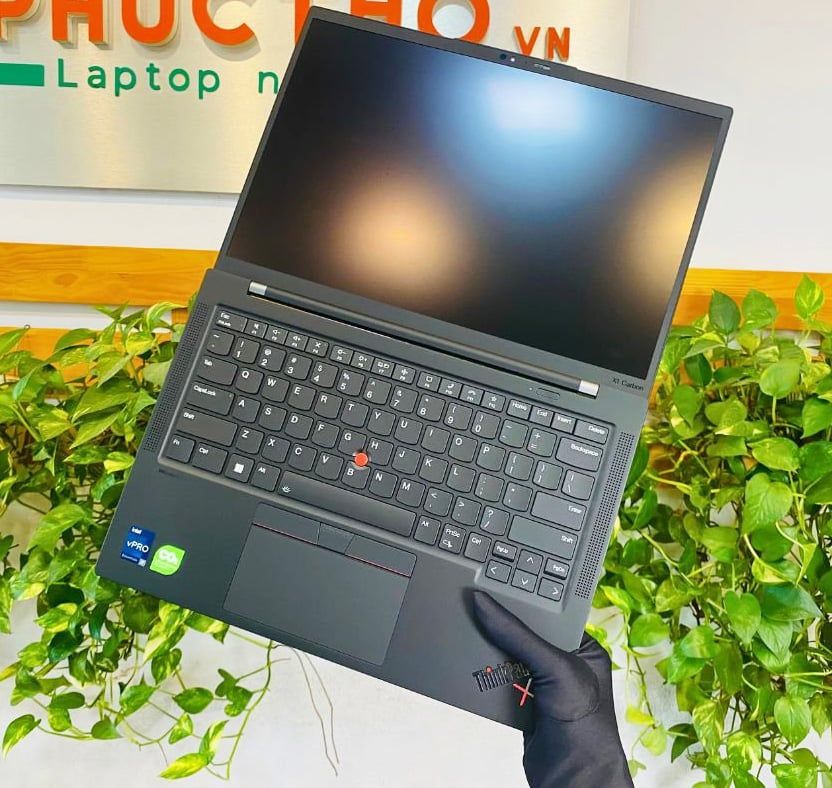 Lenovo ThinkPad X1 Carbon Gen 11/CPU Intel® Core™ i7-1370P/Memory 32Gb/SSD Nvme 512Gb/LCD 14' FHD/ Hệ điều hành WIN 11 OEM, Linew Full Box