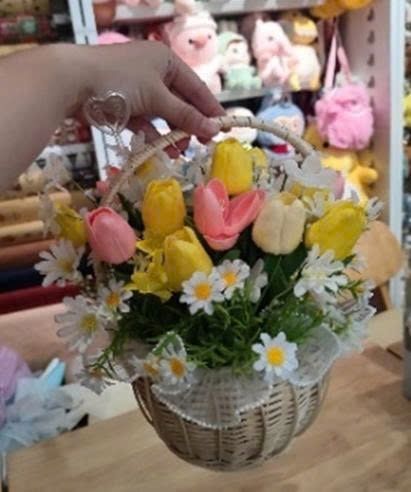  Giỏ hoa tulip 