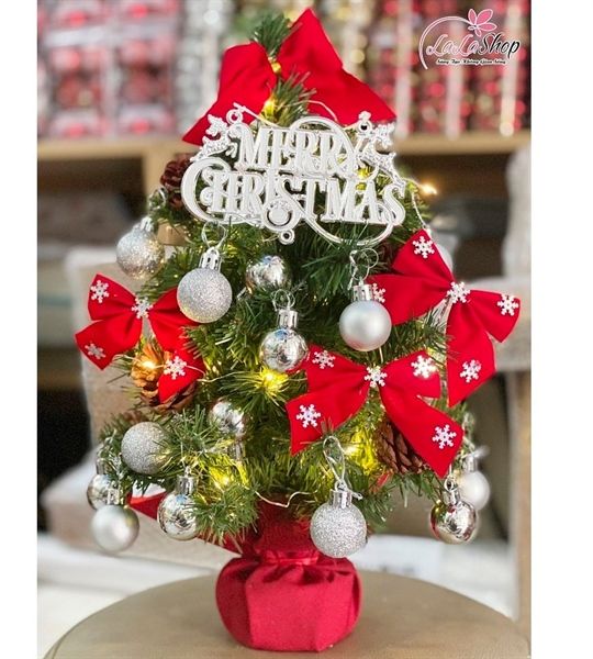  Cây thông Noel 38cm sắc đỏ phụ kiện trắng M15 