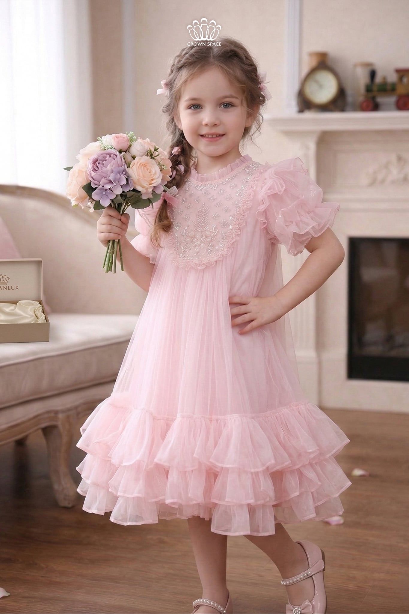  Váy Bé Gái Tulle Tay Bồng Đính Kết Ngọc Trai Lộng Lẫy – Crown Space CKGS3860505 