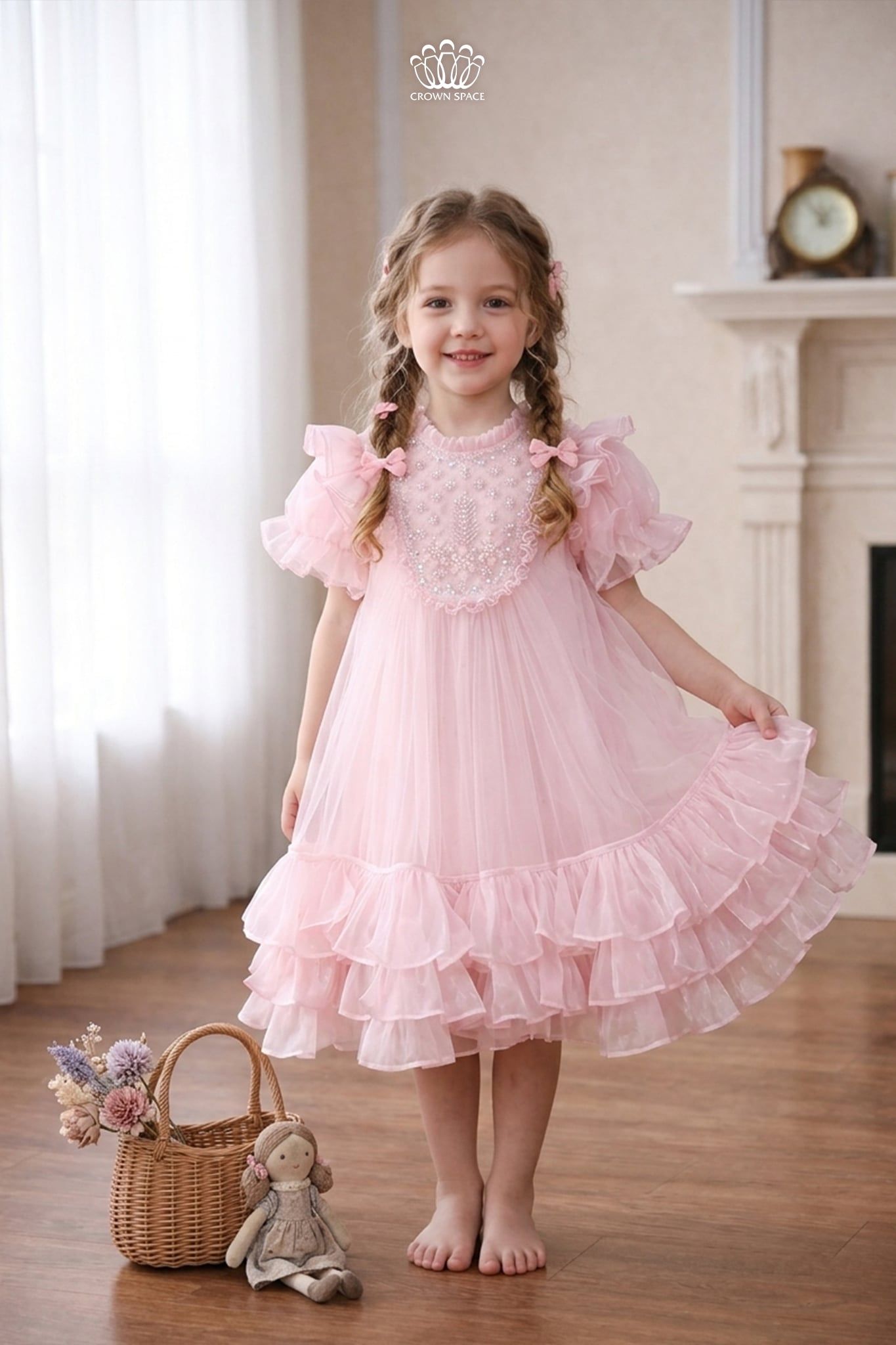  Váy Bé Gái Tulle Tay Bồng Đính Kết Ngọc Trai Lộng Lẫy – Crown Space CKGS3860505 