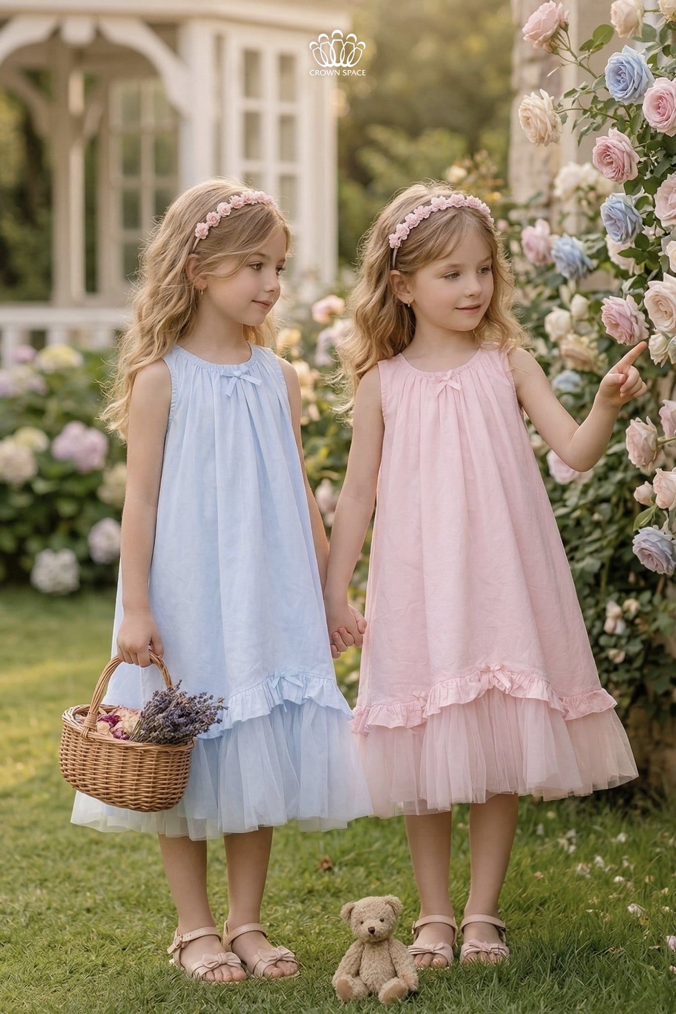  Váy Bé Gái Dáng Suông Phối Tulle Đính Nơ Ngọt Ngào – Crown Space CKGS2860403 