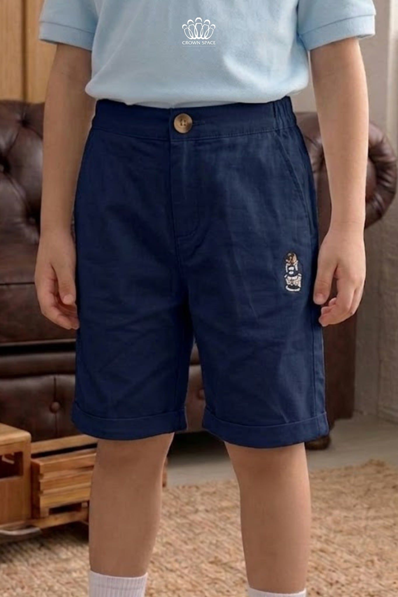  Quần Short Kaki Bé Trai Xắn Gấu Thêu Họa Tiết Năng Động – Crown Space CKBS2660306 