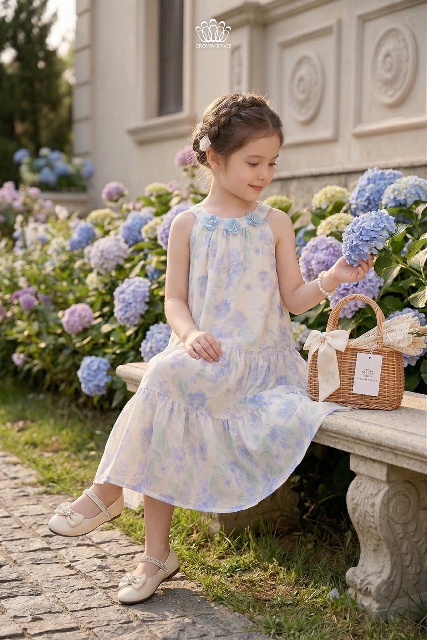  Váy Bé Gái Cổ Đính Hoa Crown Space – Váy Xòe Cotton Dễ Thương CKGS3860508 