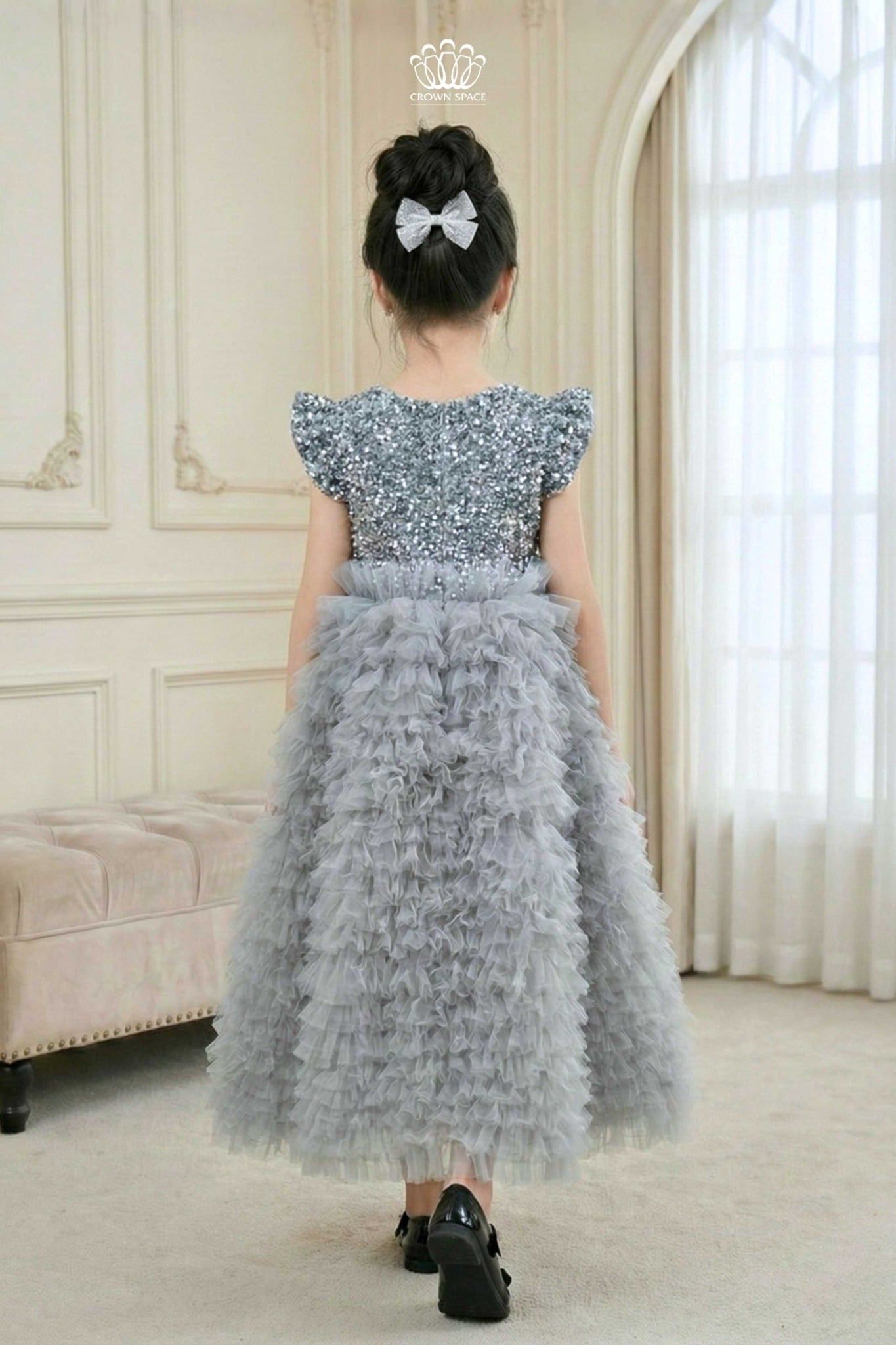  Váy Công Chúa Dạ Hội Kim Sa Xám Bạc Tay Cánh Tiên Lộng Lẫy | Crown Space CKGS6851601 