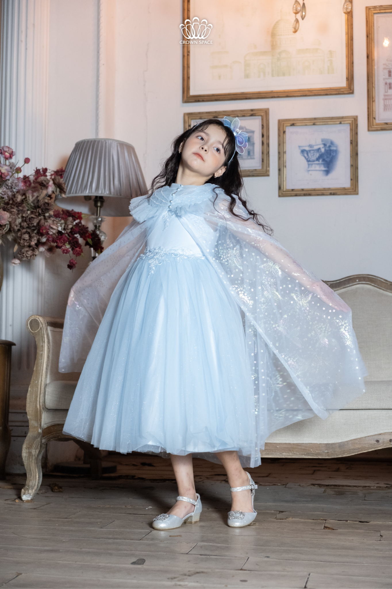  Váy Công Chúa Xanh Kèm Áo Choàng Voan Ánh Kim Crown Space CKGS3851405 