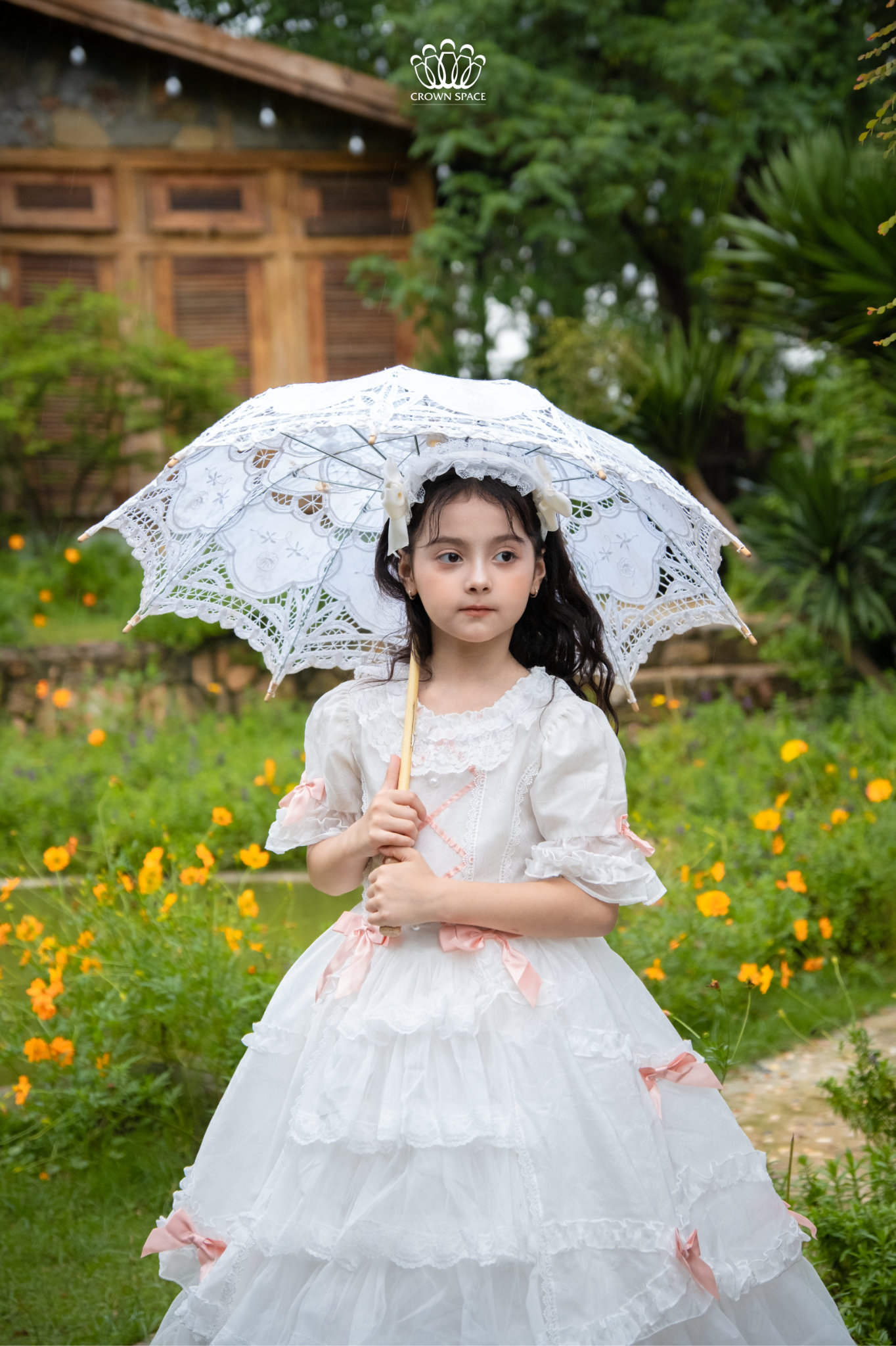  Váy Công Chúa Hoàng Gia Đính Ngọc Trắng – Hồng Pastel Crown Space CKGS3851402 