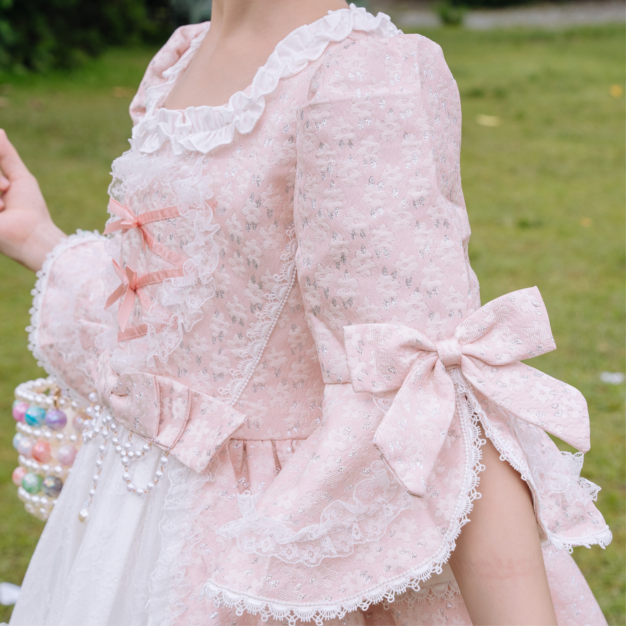  Váy Công Chúa Hoàng Gia Đính Ngọc Hồng Pastel – Trắng Crown Space CKGS3851403 