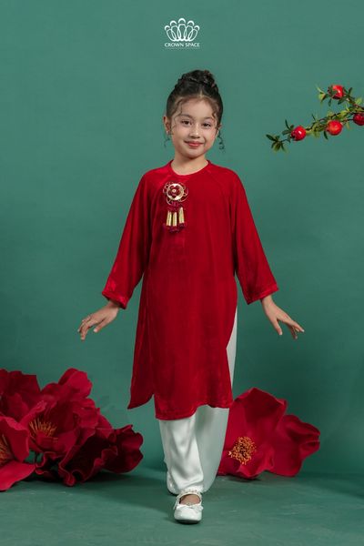  Áo Dài Bé Gái Nhung Phúc Lành Đỏ Hoa Pháo May Mắn Phối Họa Tiết Thêu Đính Thủ Công | Crown Space CKGL9961803 