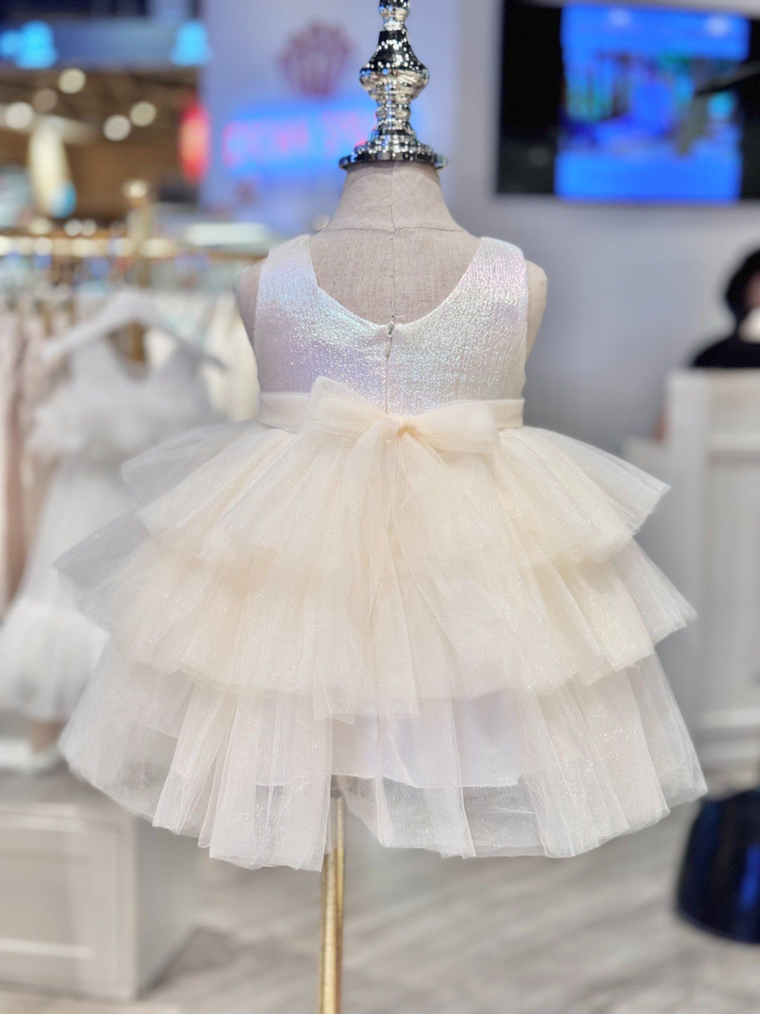  Váy Công Chúa Bé Gái Cao Cấp Gắn Nơ Xoè Tầng | Crown Space CKGS38514010 