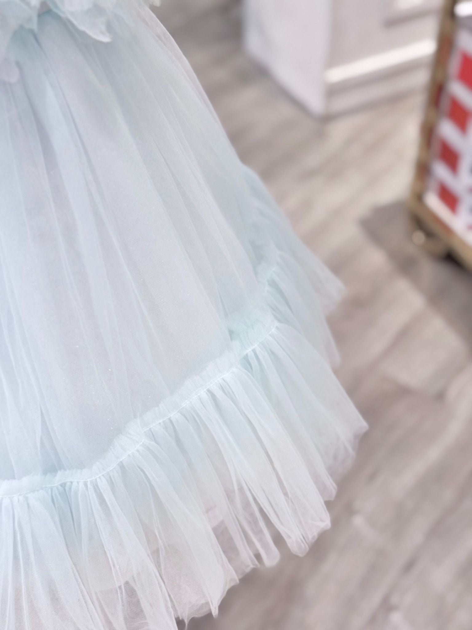  Váy Công Chúa Bé Gái Cao Cấp Hoa 3D 2 Màu Trắng & Xanh Da Trời Nhạt Crown Space CKGS38514011 